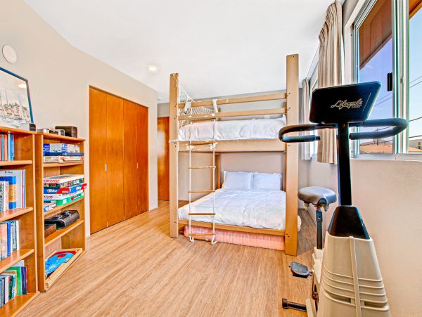 Newport Beach Home 1027679