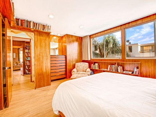 Newport Beach Home 1027679