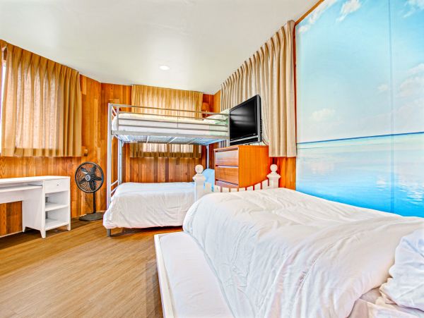 Newport Beach Home 1027679