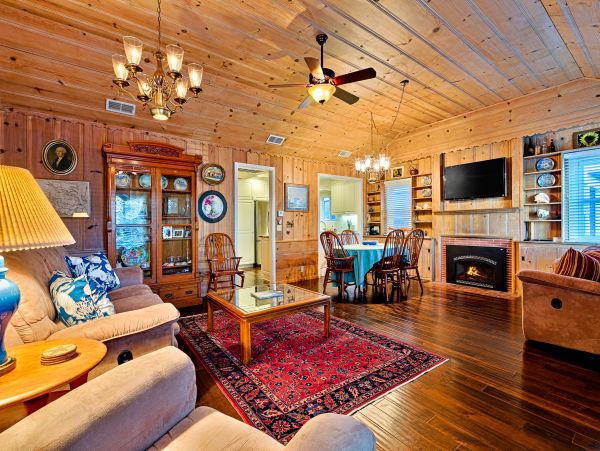 Newport Beach Home 1027680
