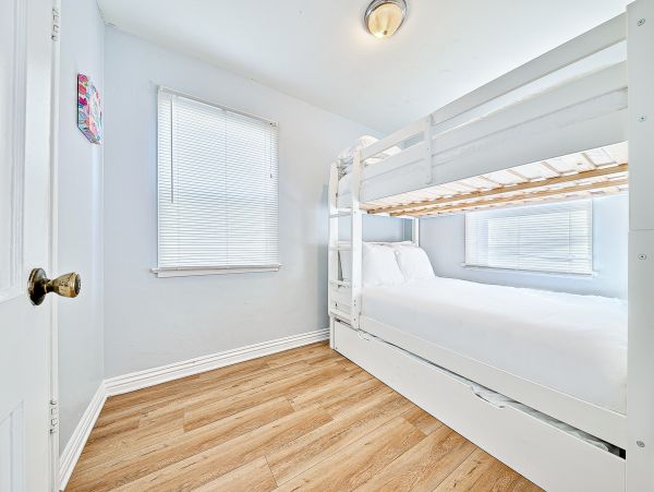Newport Beach Home 1027683