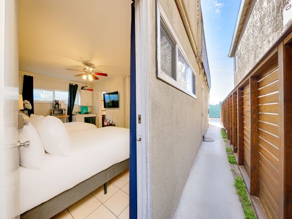 Newport Beach Home 1027684