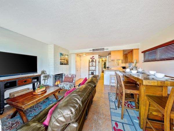 Newport Beach Home 1027685