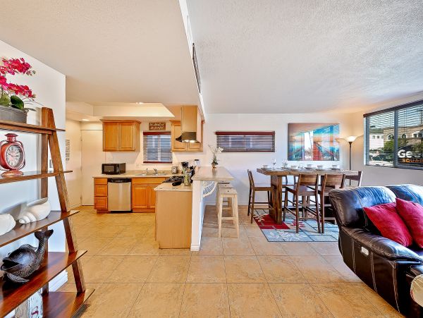 Newport Beach Home 1027685