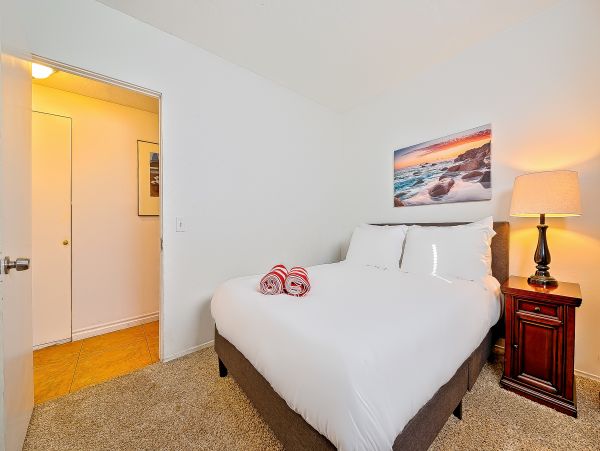 Newport Beach Home 1027685