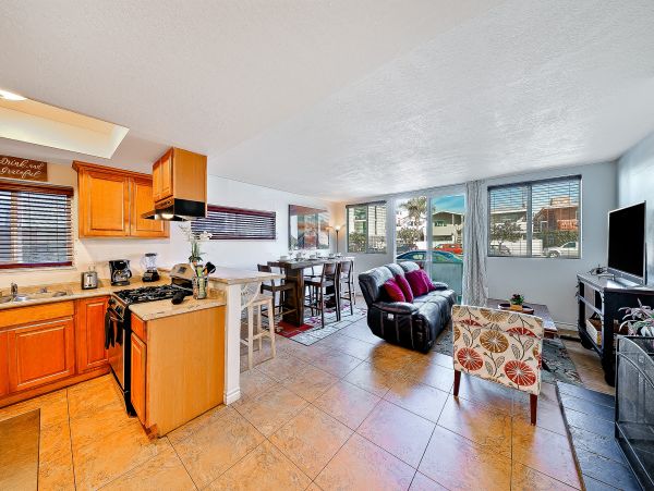Newport Beach Home 1027685