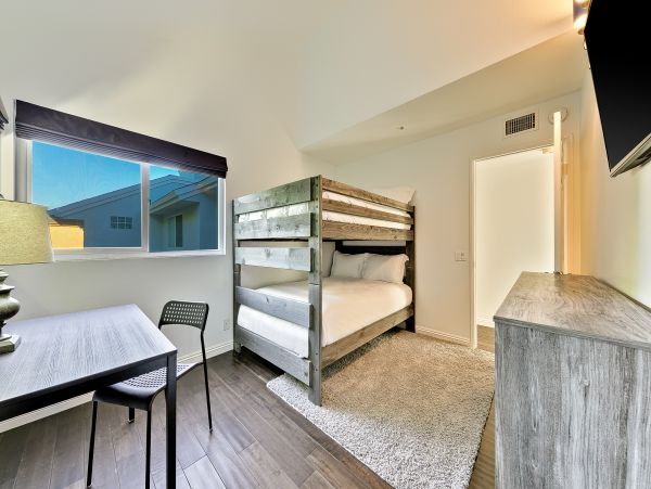 Newport Beach Home 1027687