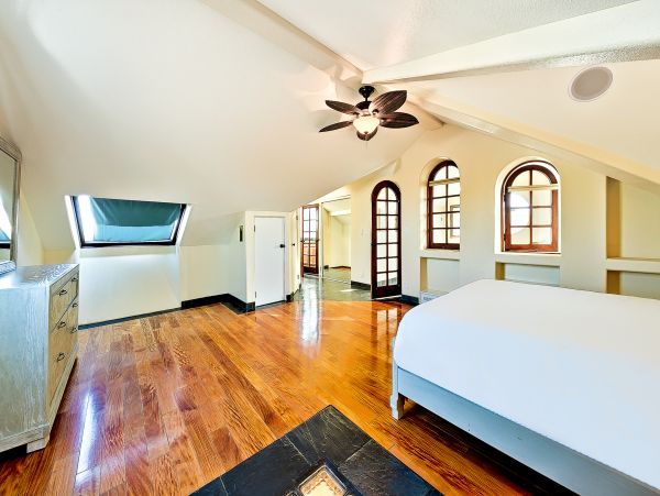 Newport Beach Home 1027689
