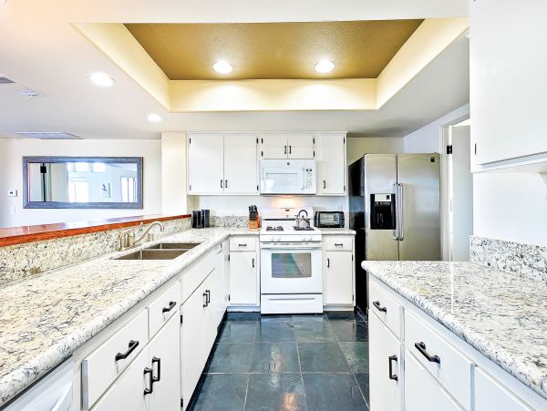 Newport Beach Home 1027689