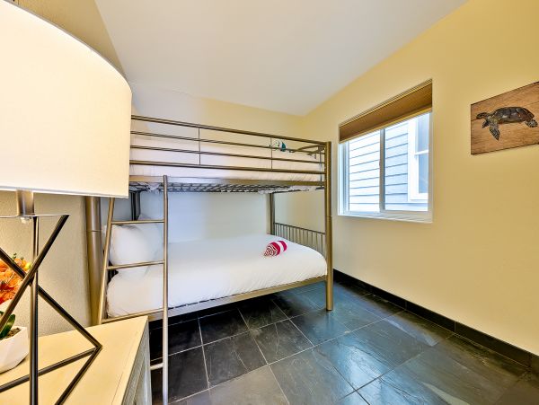 Newport Beach Home 1027689