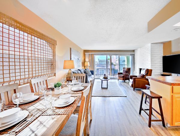 Newport Beach Home 1027690