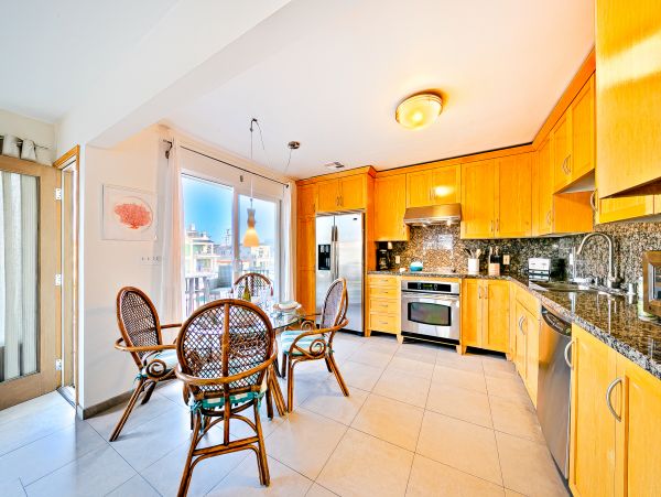 Newport Beach Home 1027694