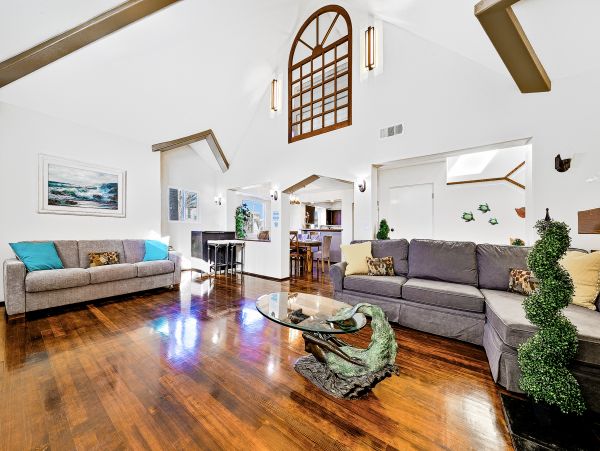 Newport Beach Home 1027695