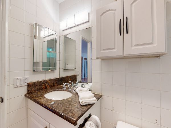 Newport Beach Home 1027697