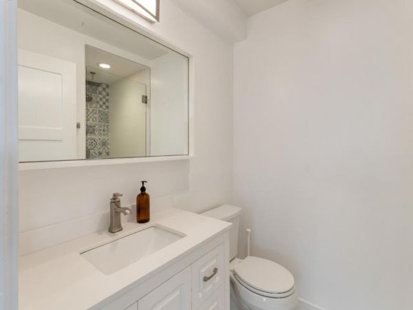 Newport Beach Vacation Condo Walk to Beach Five Bedroom