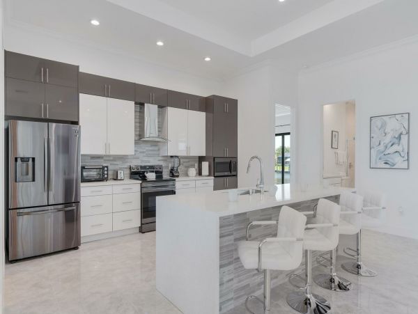 Cape Coral Home 1027738
