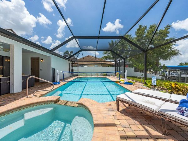 Cape Coral Home 1027739