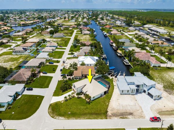 Cape Coral Home 1027739