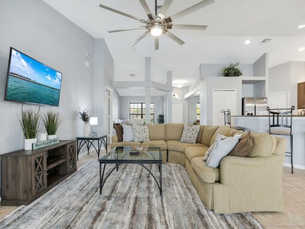 Cape Coral Home 1027739