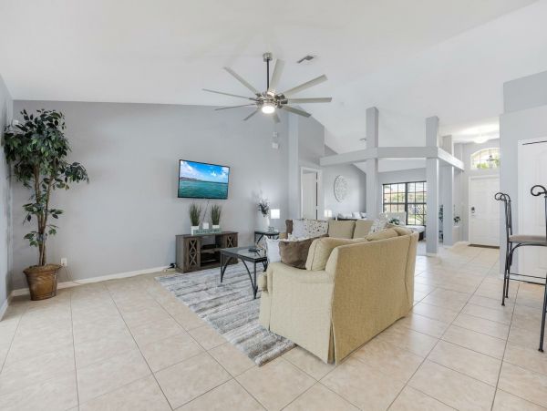 Cape Coral Home 1027739