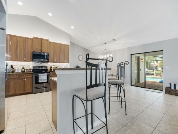 Cape Coral Home 1027739