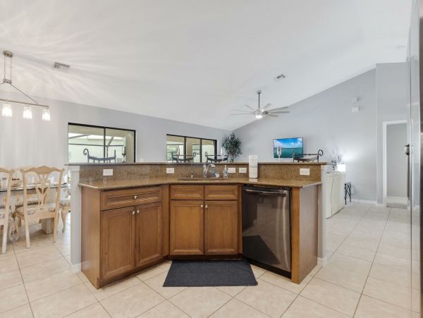 Cape Coral Home 1027739