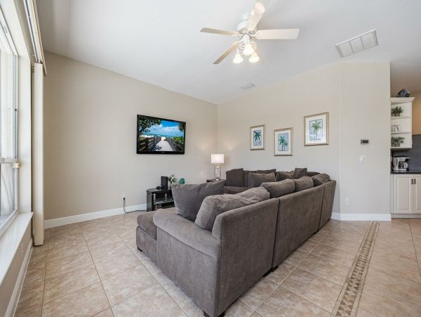 Cape Coral Home 1027746