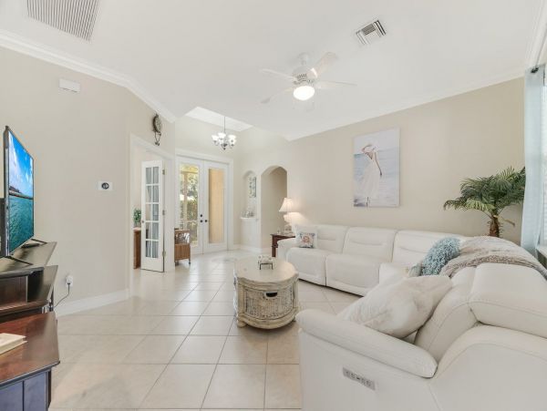 Cape Coral Home 1027747