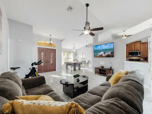Cape Coral Home 1027749