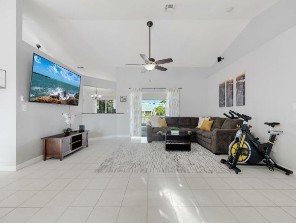 Cape Coral Home 1027749