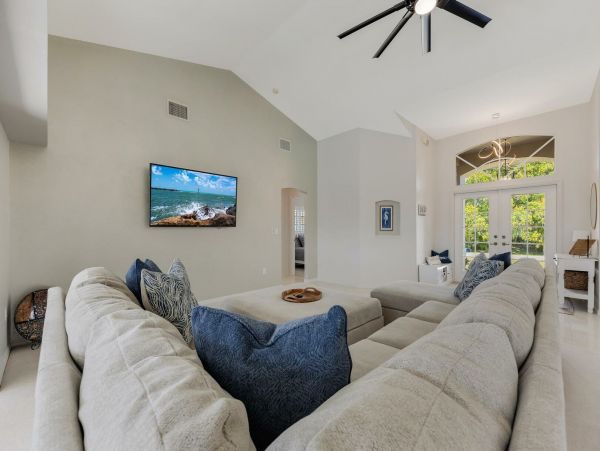 Cape Coral Home 1027751