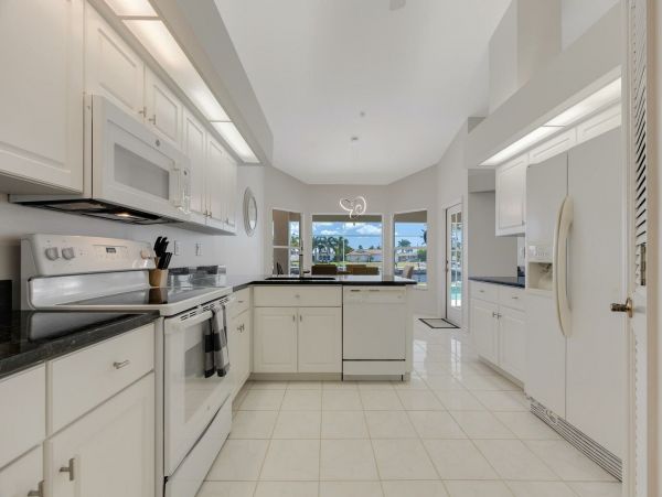 Cape Coral Home 1027751
