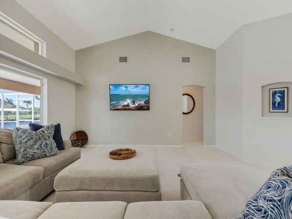Cape Coral Home 1027751