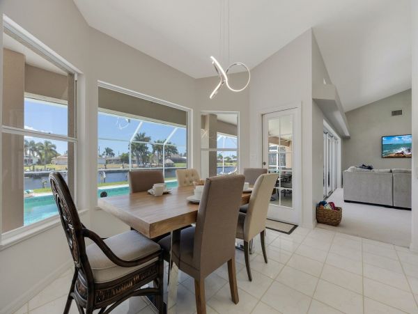 Cape Coral Home 1027751