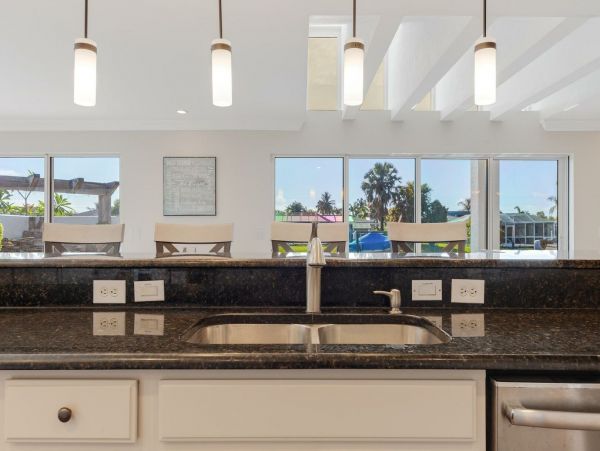 Cape Coral Home 1027754