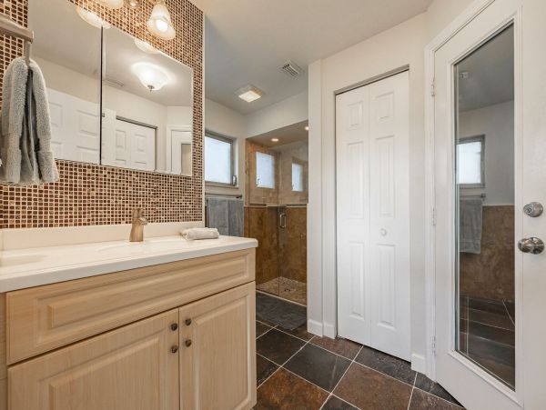 Cape Coral Home 1027754