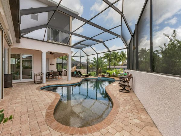 Villa Sleeps 14 Cape Coral Luxury Vacation Home