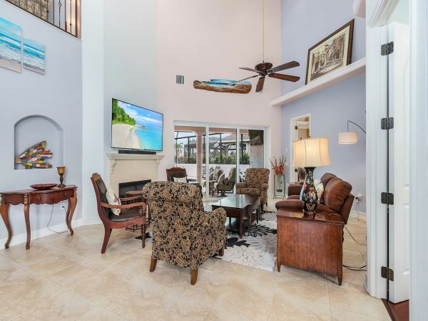 Villa Sleeps 14 Cape Coral Luxury Vacation Home