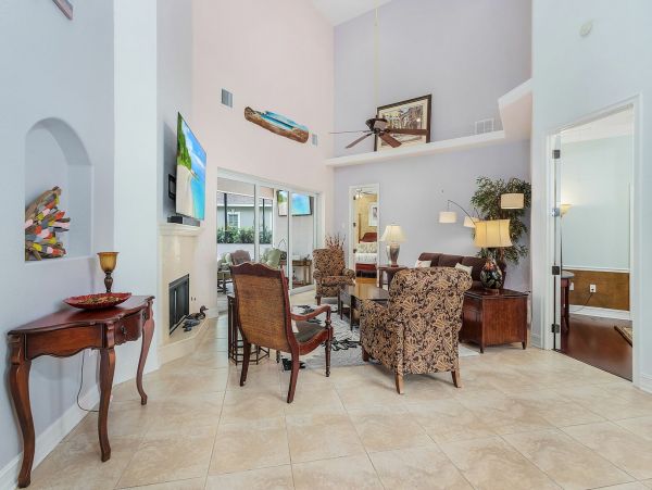 Villa Sleeps 14 Cape Coral Luxury Vacation Home