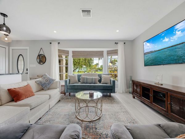 Cape Coral Home 1027756