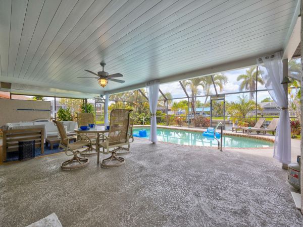 Cape Coral Home 1027756