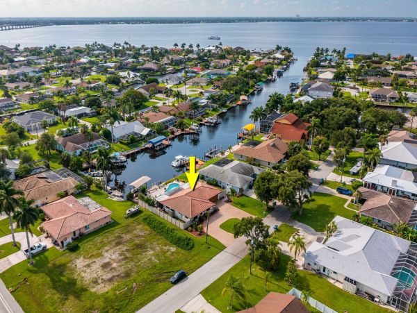 Cape Coral Home 1027757