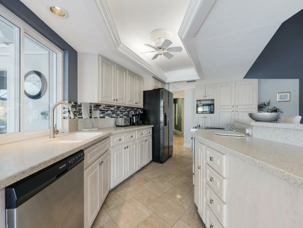 Cape Coral Luxury Pool Home
