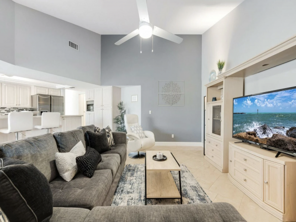 Cape Coral Luxury Pool Home