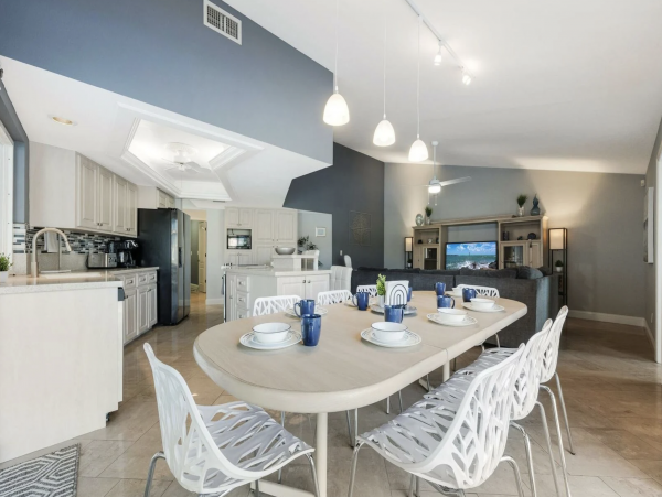 Cape Coral Luxury Pool Home