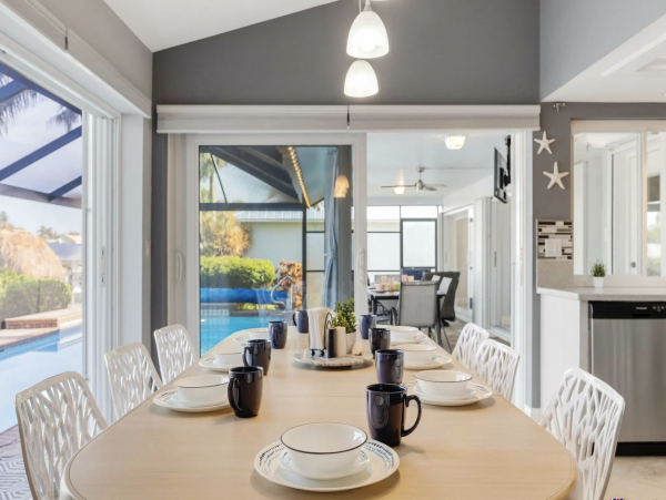 Cape Coral Luxury Pool Home