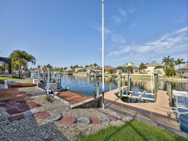 Cape Coral Luxury Pool Home
