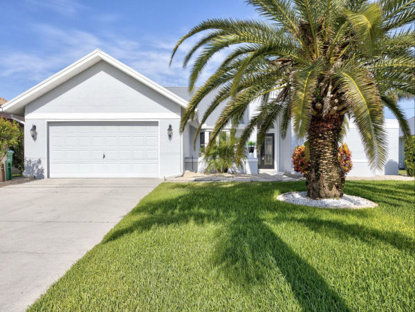 Cape Coral Luxury Pool Home