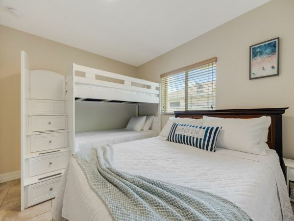Cape Coral Home 1027764