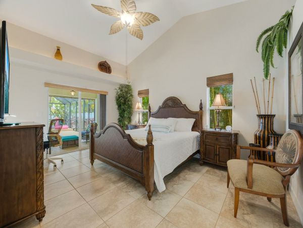 Cape Coral Home 1027764